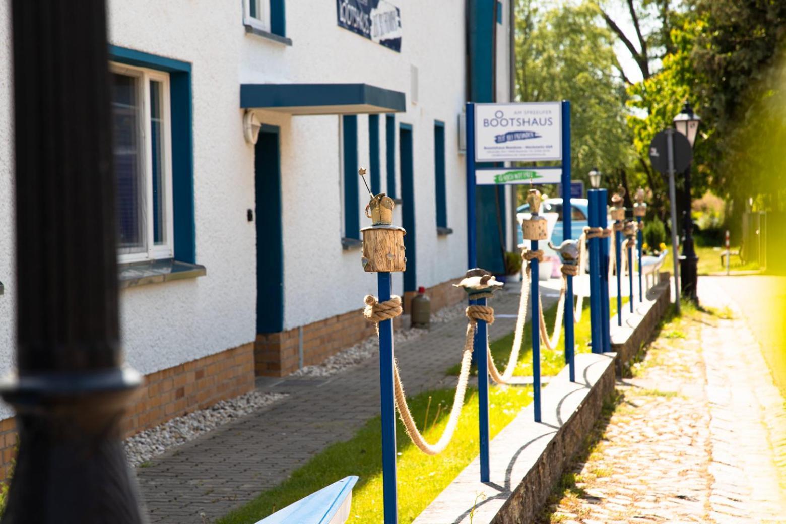 Boootshaus - Am Spreeufer Hotel Бейскоу Екстериор снимка
